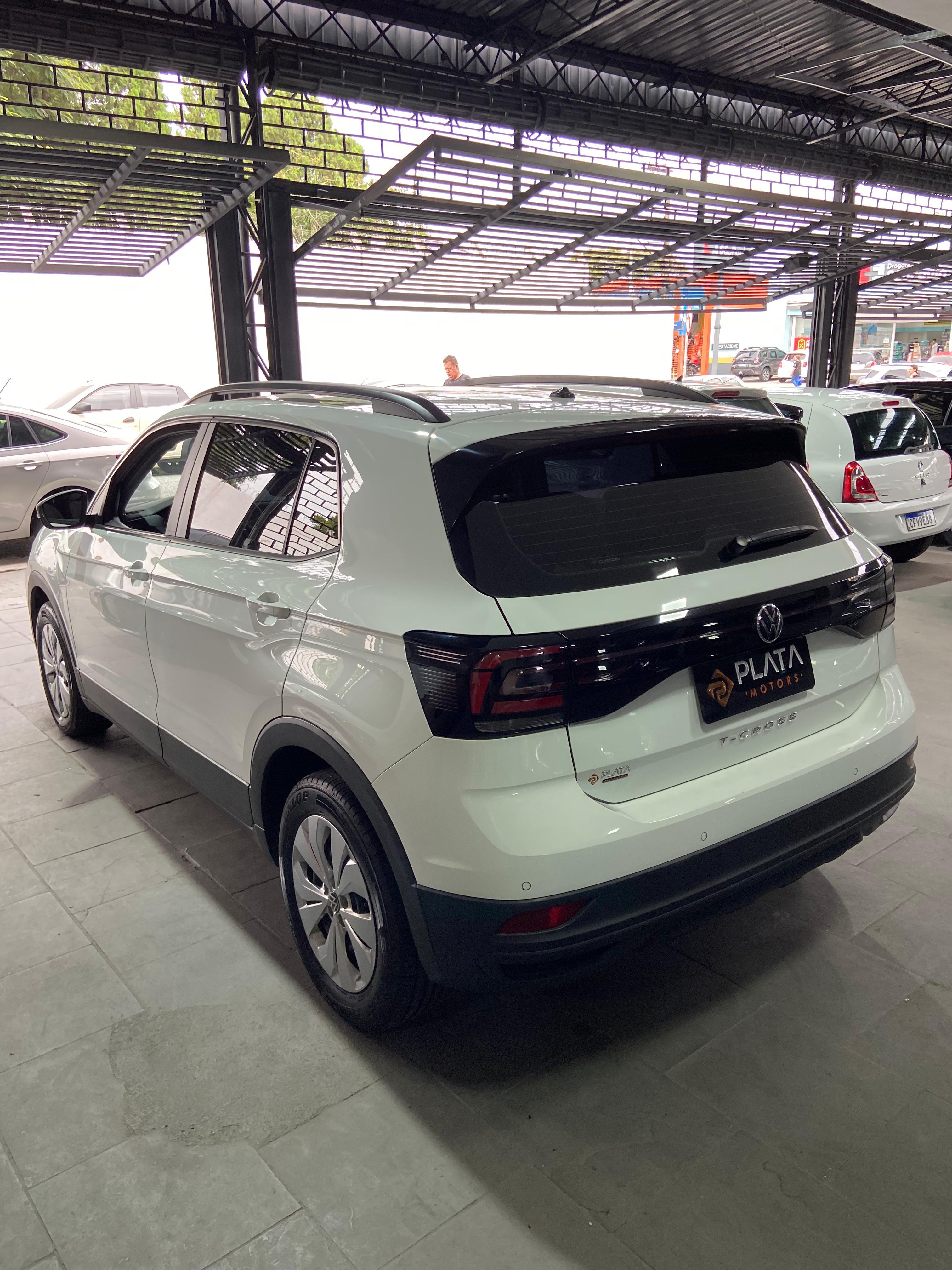 T-CROSS