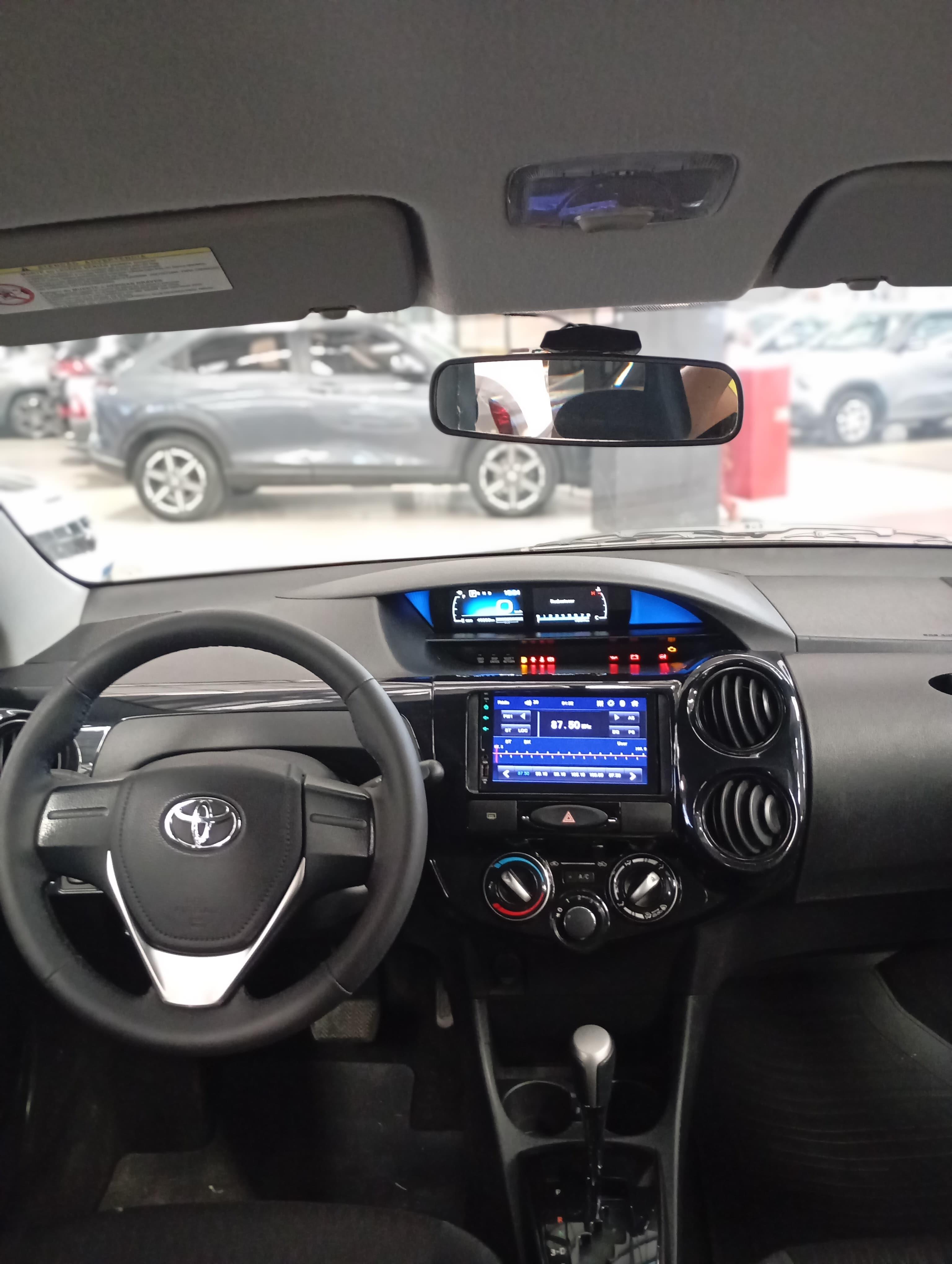 TOYOTA ETIOS