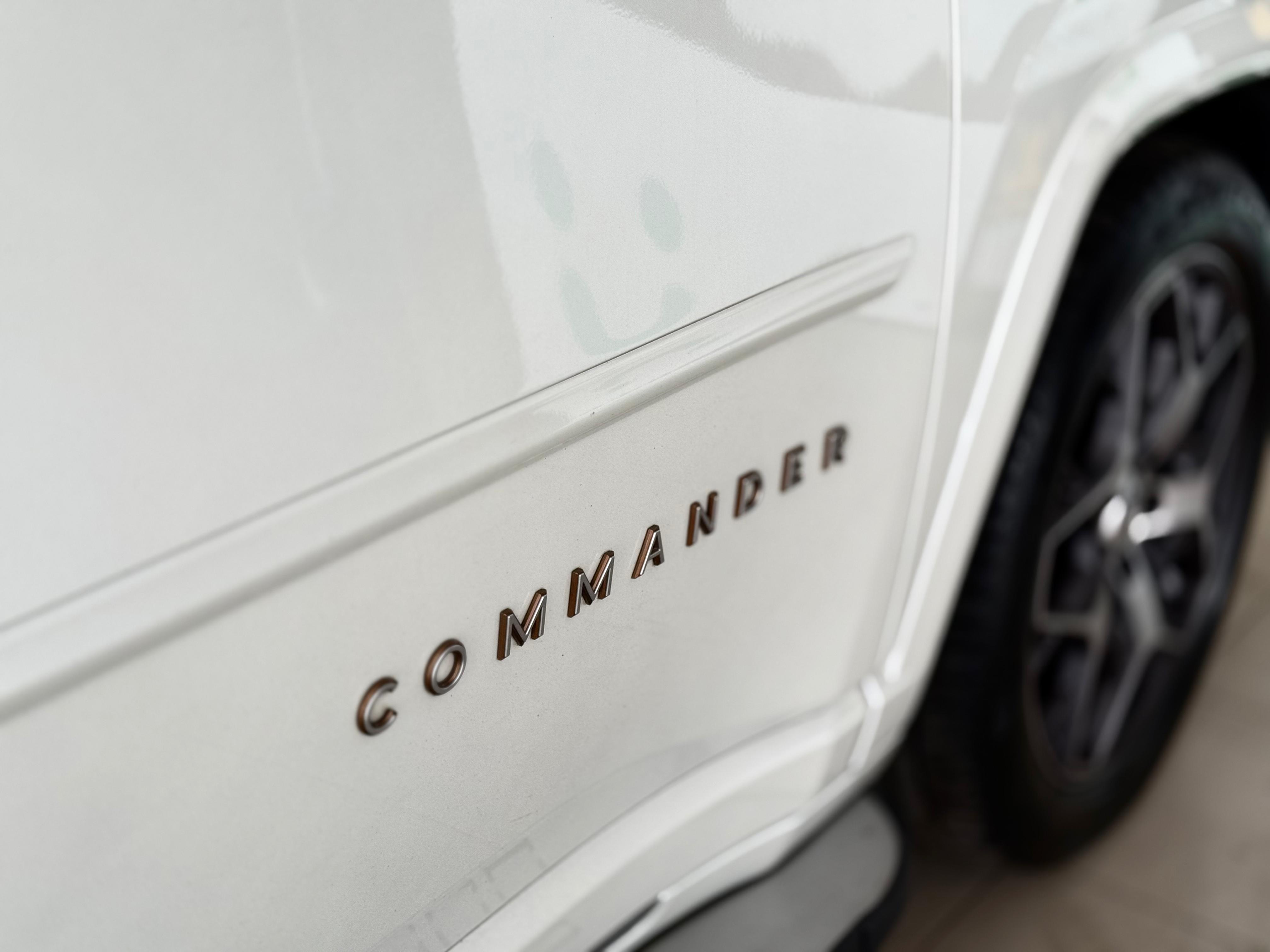 JEEP COMMANDER