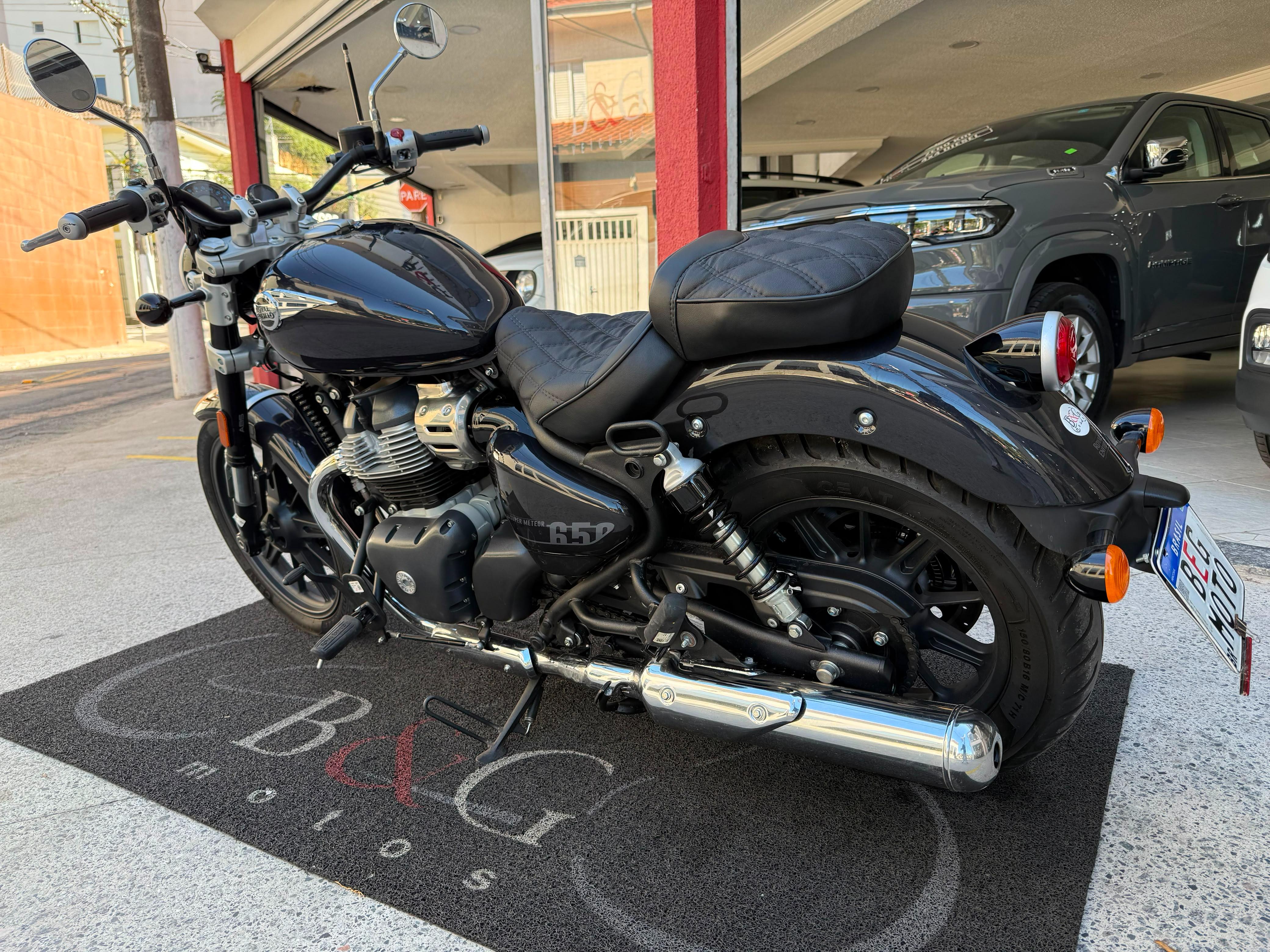 SUPER METEOR 650
