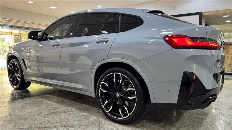 X4