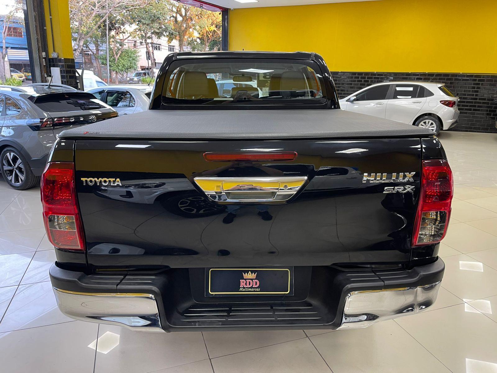 HILUX
