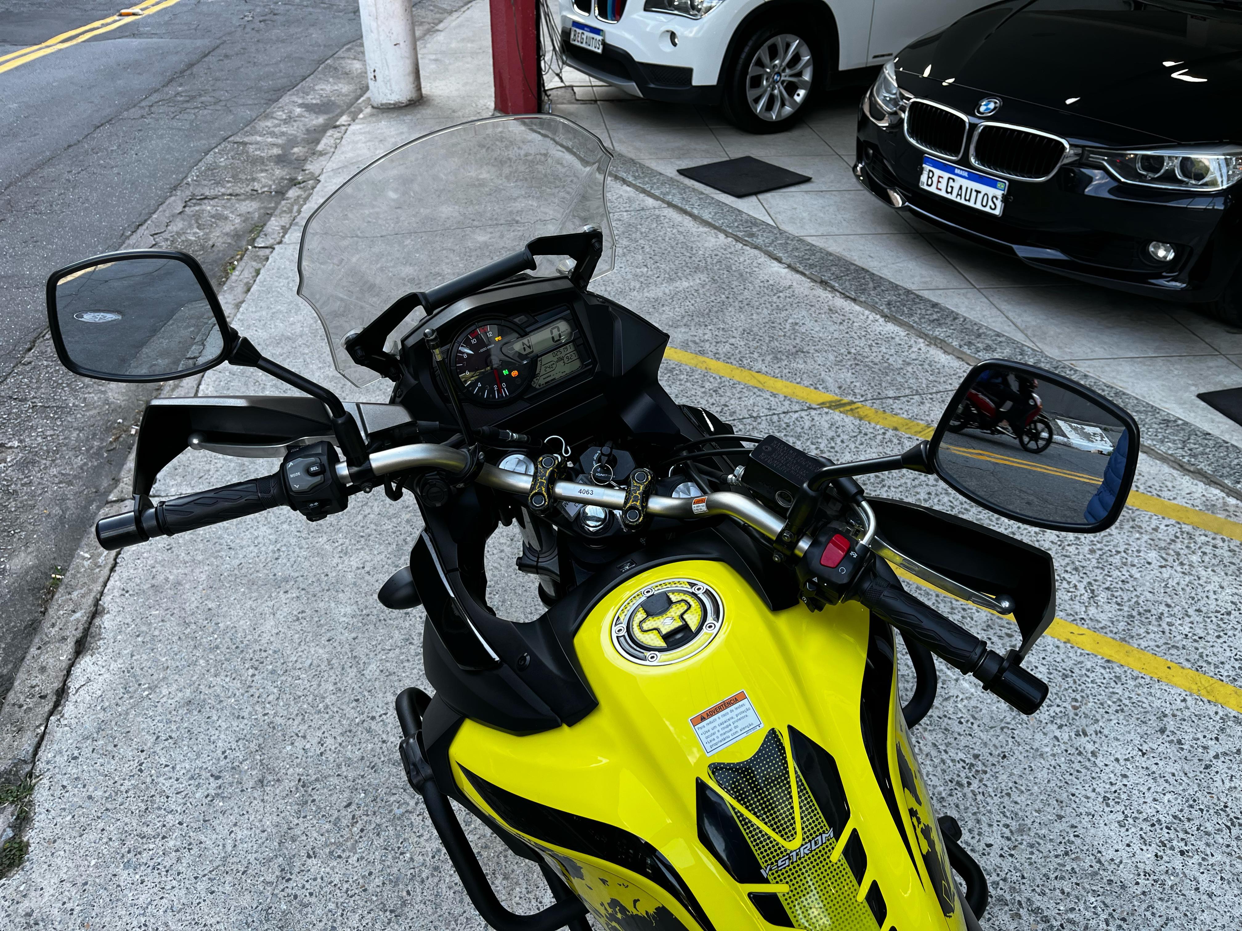 V-STROM 650 ADVENTURE