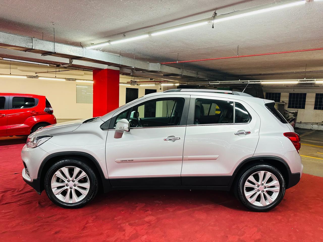 CHEVROLET TRACKER