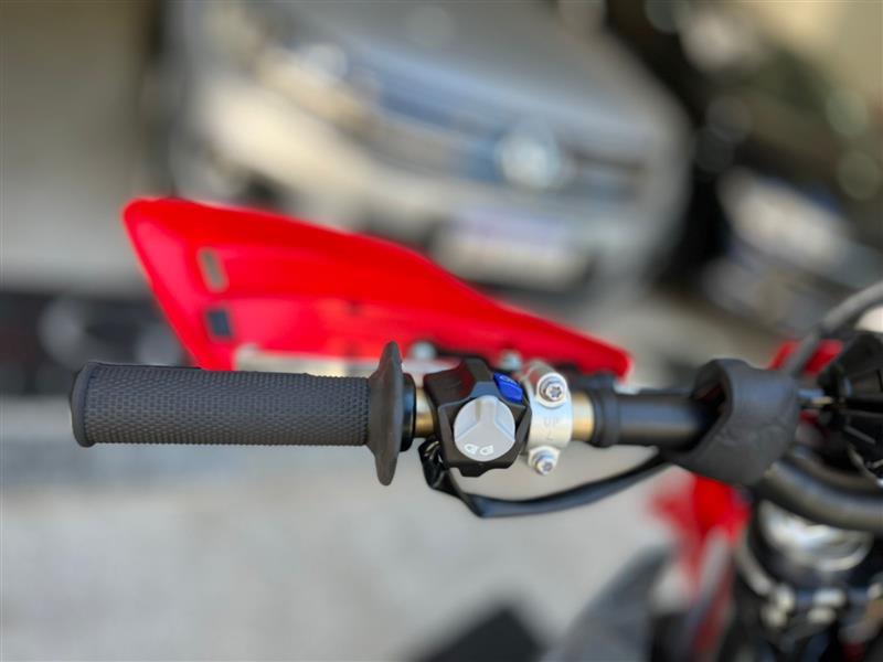 270 EFI COM PARTIDA ELETRICA 4T 