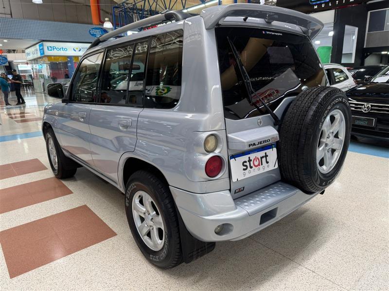 PAJERO TR4