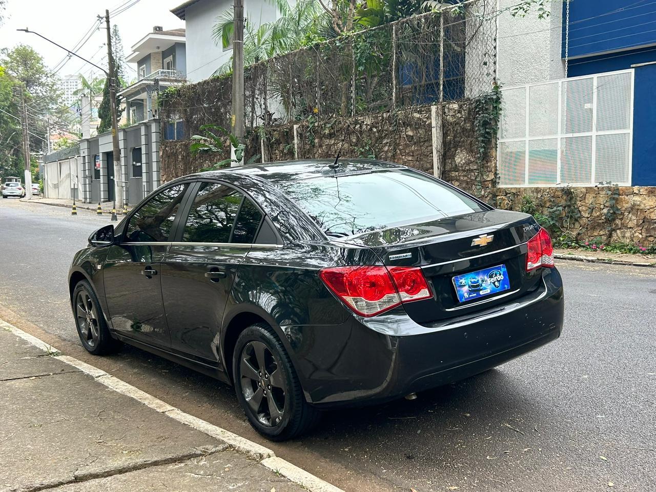 CRUZE