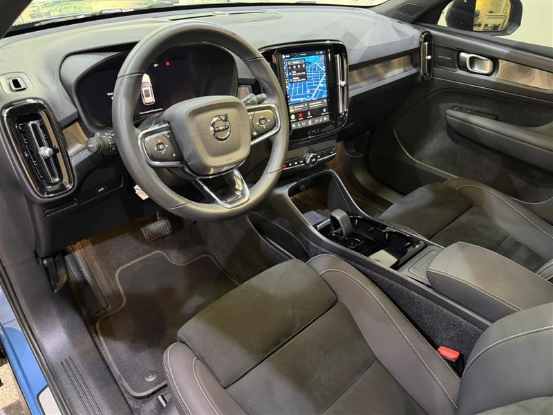 XC40
