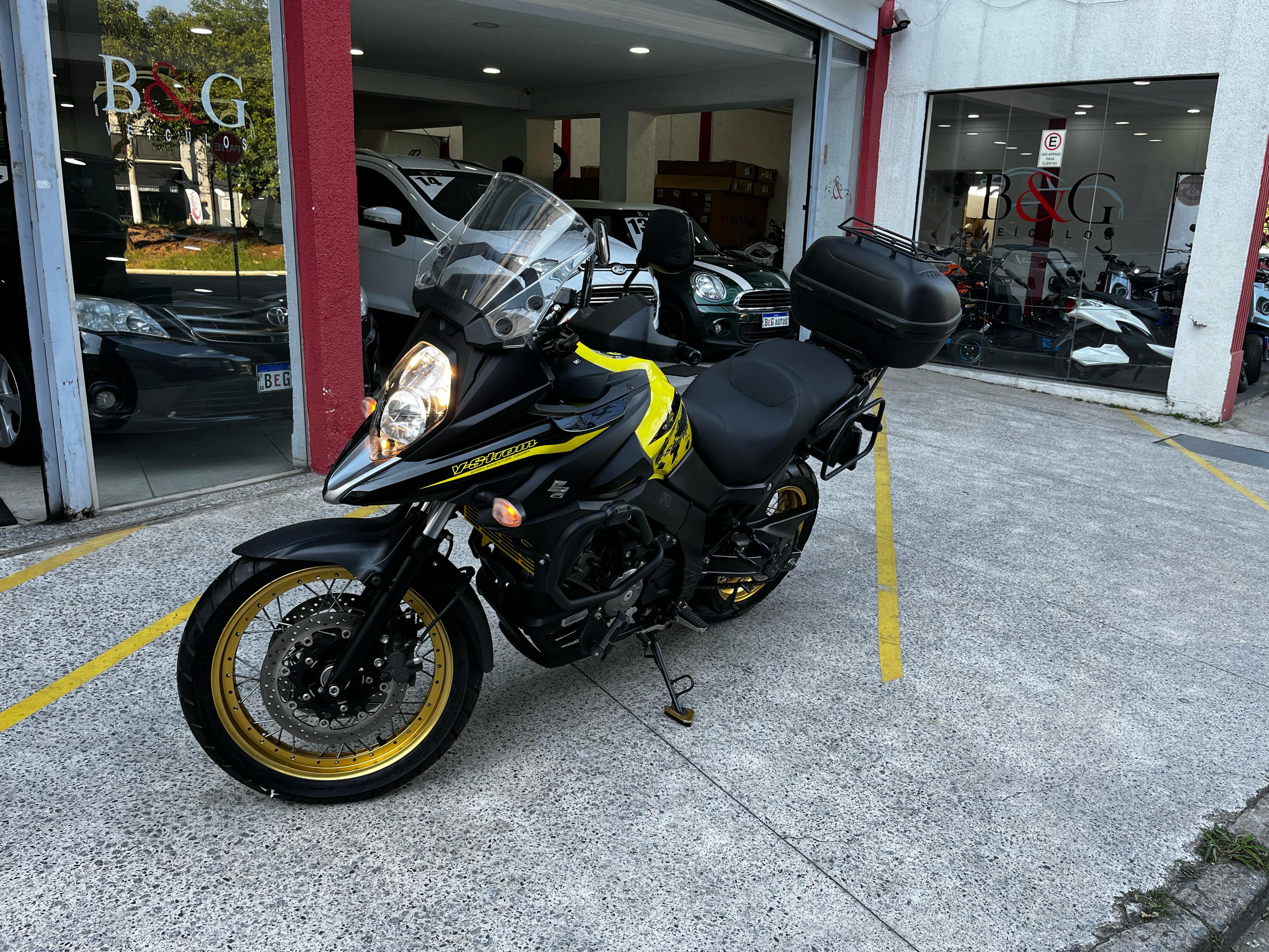 V-STROM 650 ADVENTURE