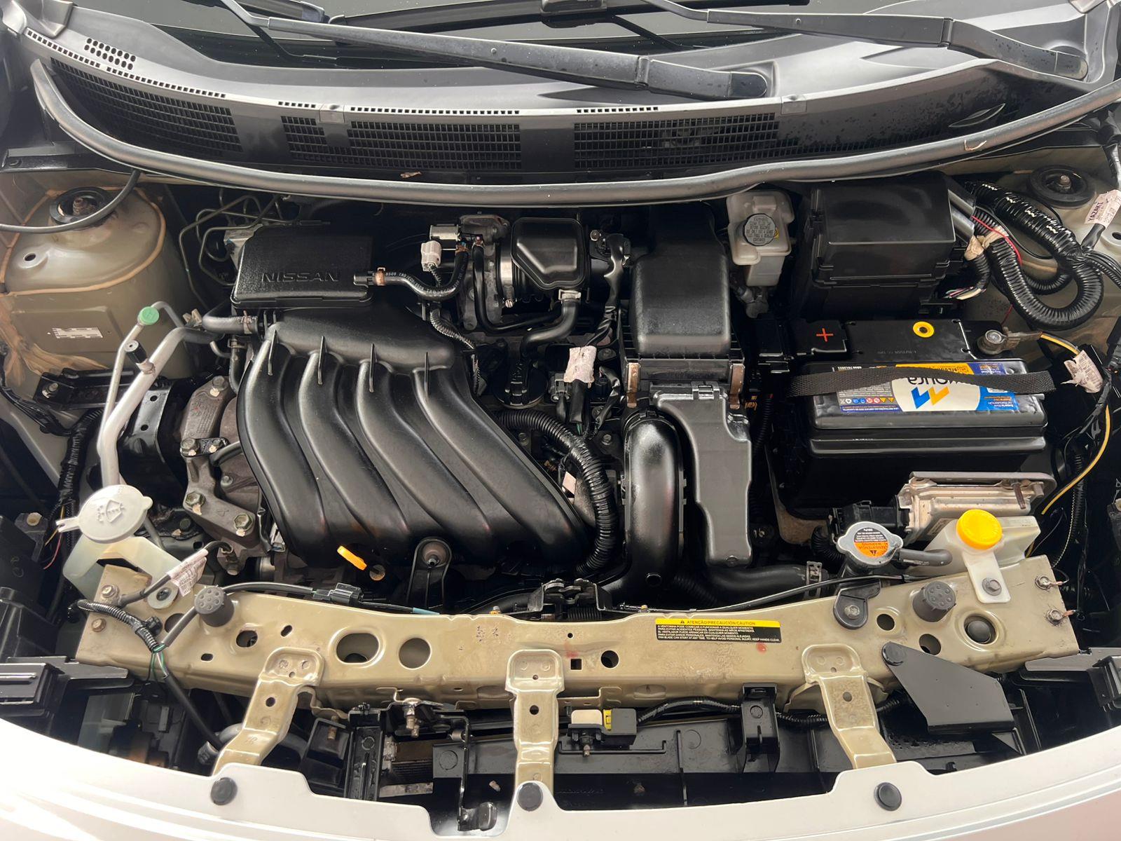 NISSAN VERSA