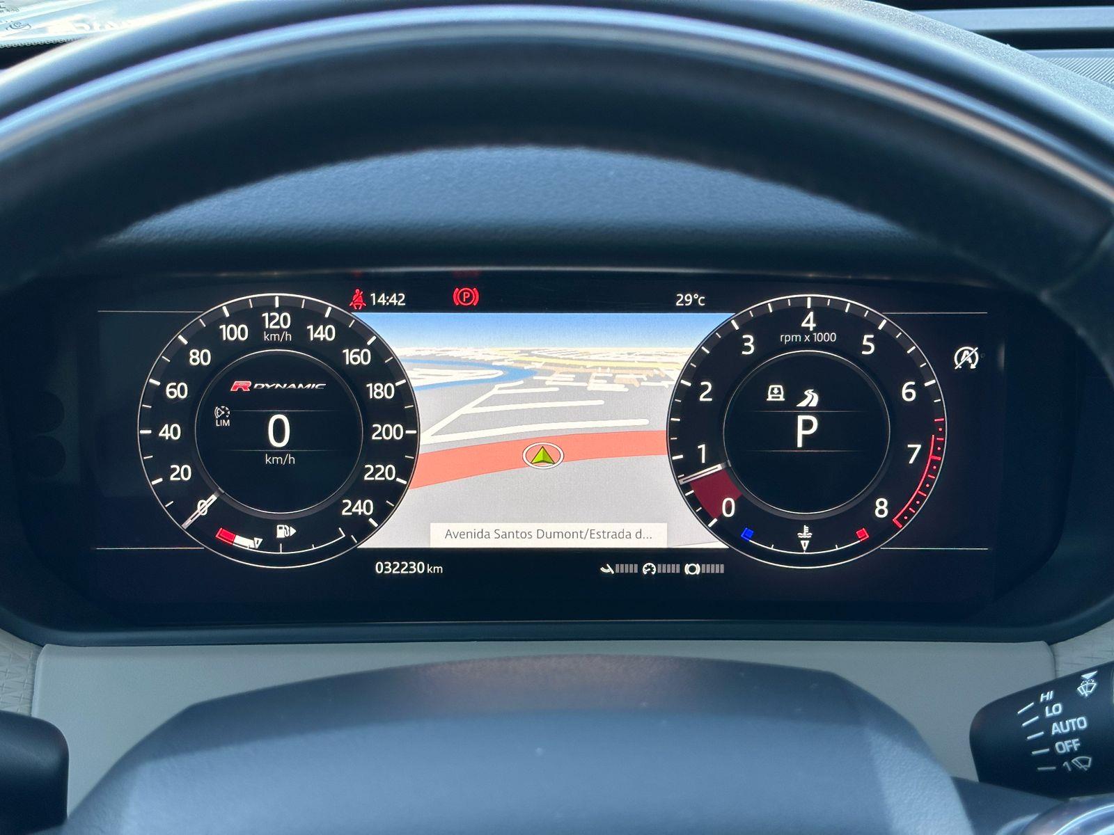 LAND ROVER RANGE ROVER VELAR