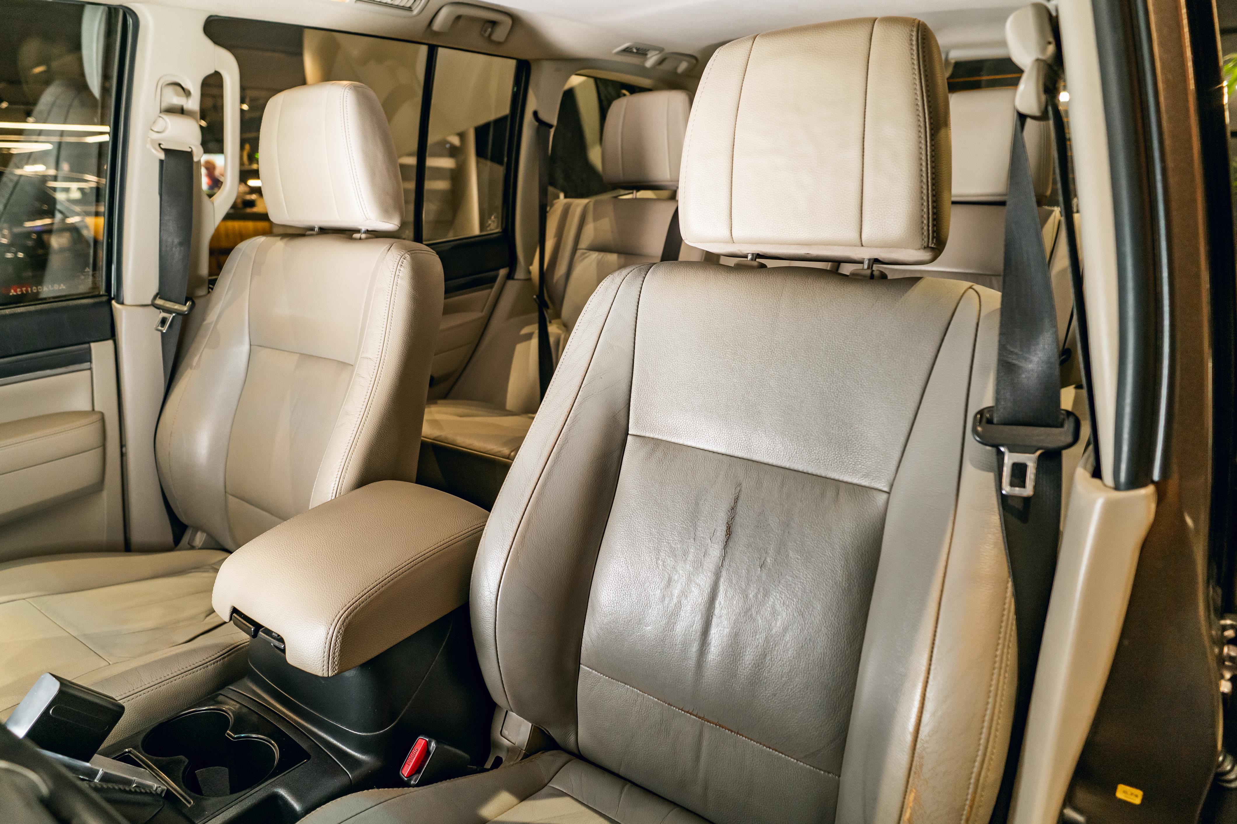 MITSUBISHI PAJERO FULL
