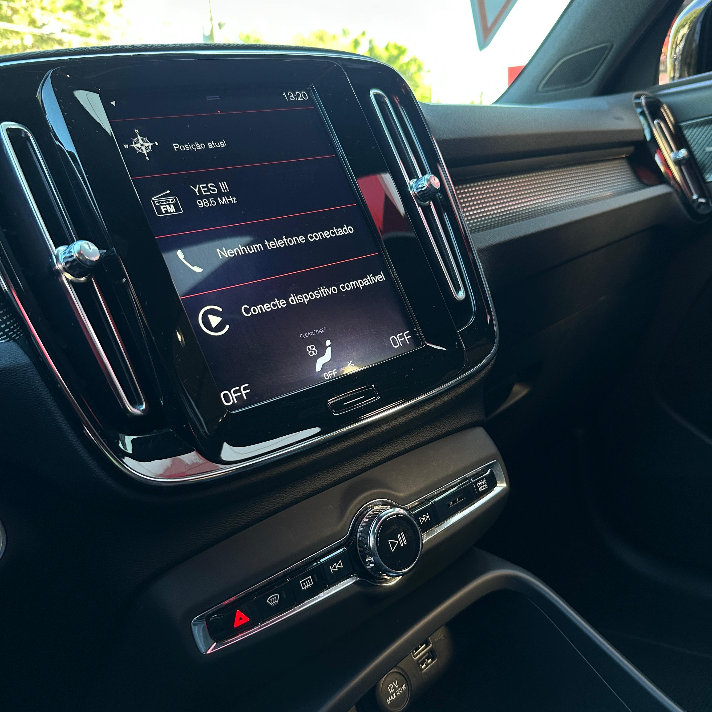 XC40