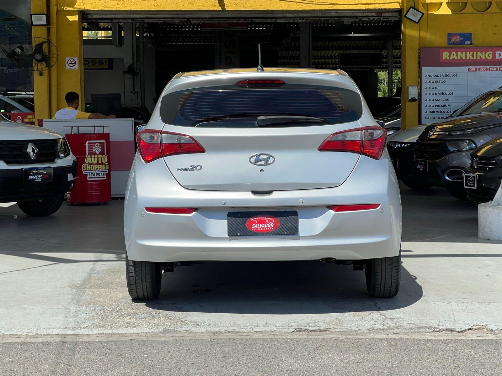 HYUNDAI HB20