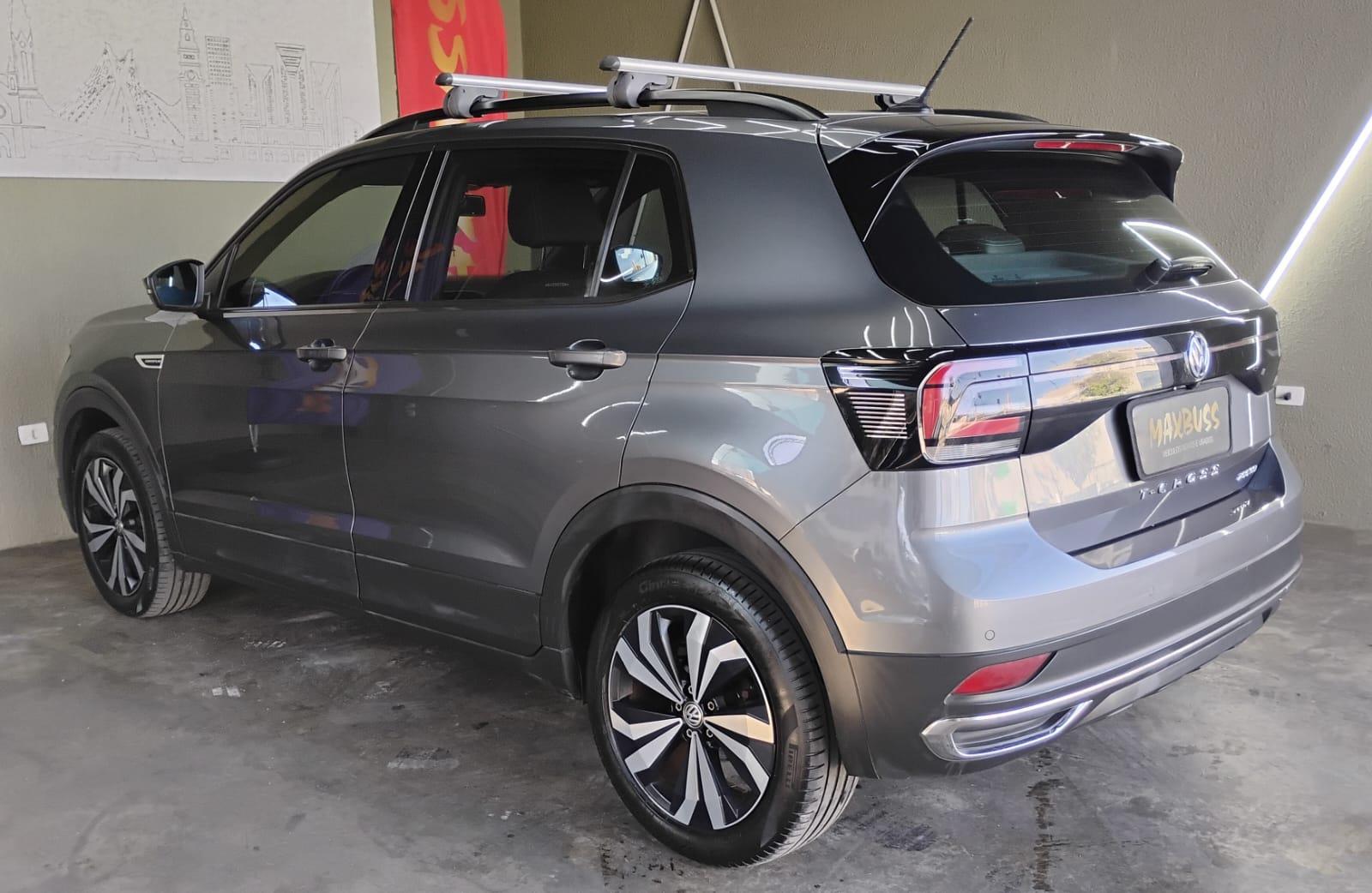 T-CROSS
