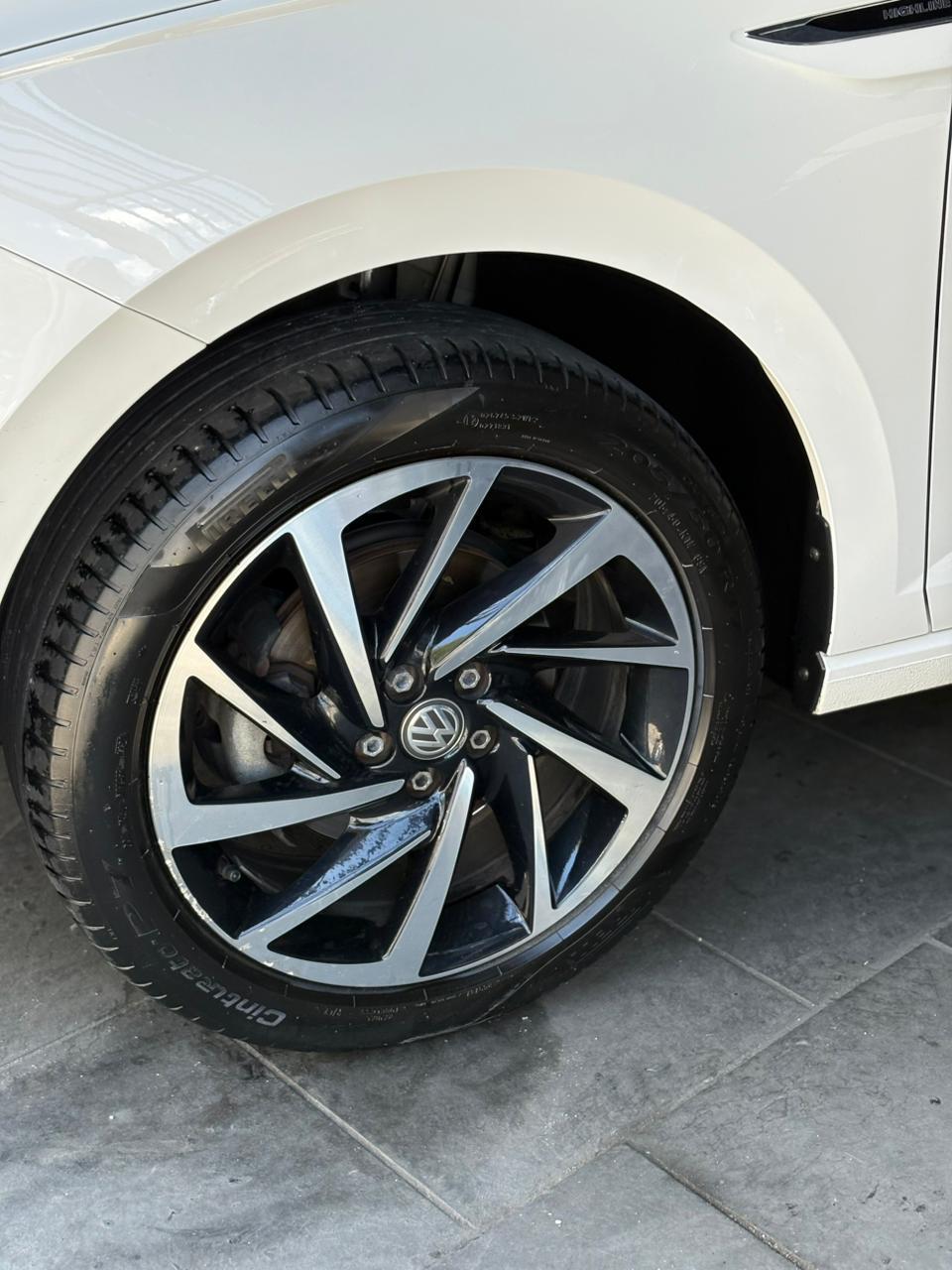 Plata Motors