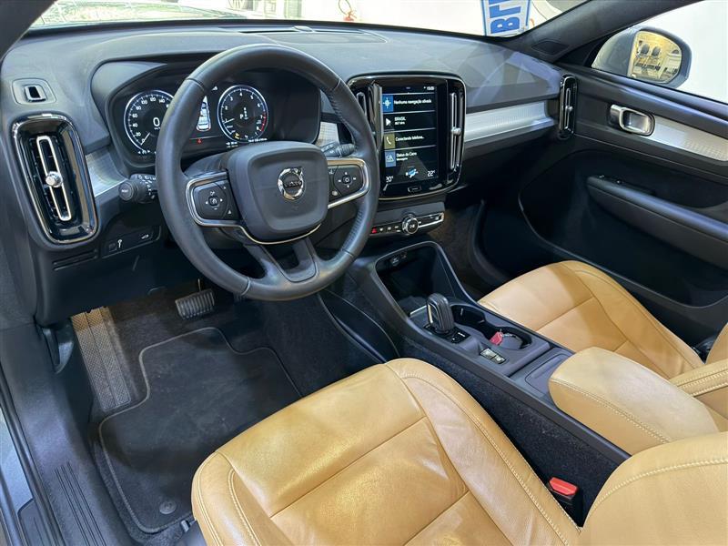 XC40