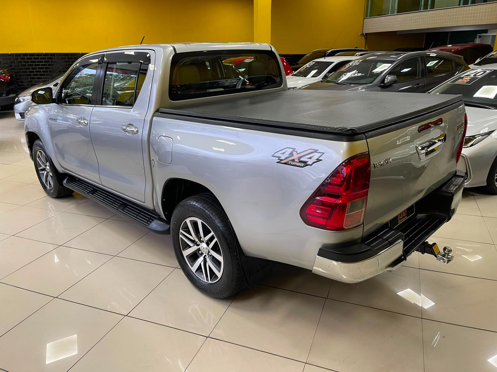 HILUX
