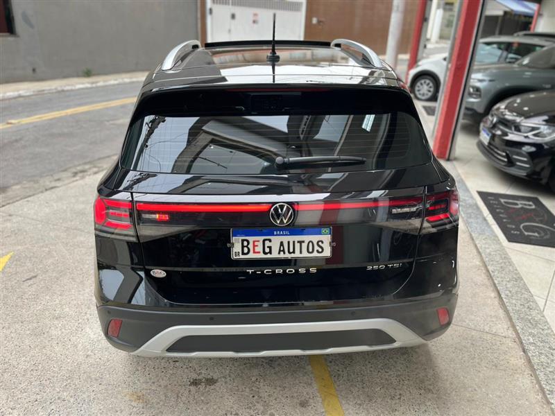 T-CROSS