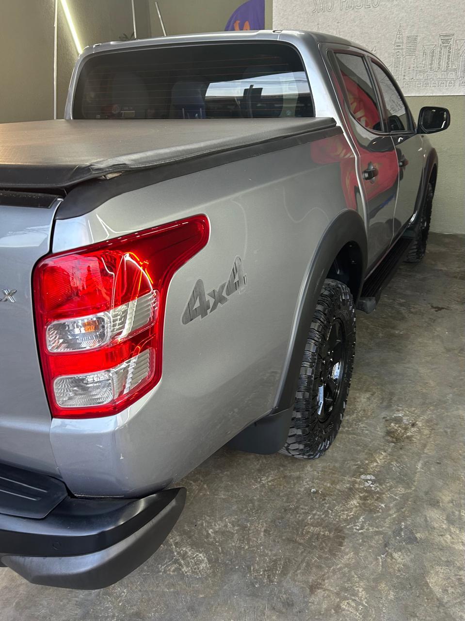 L200 TRITON