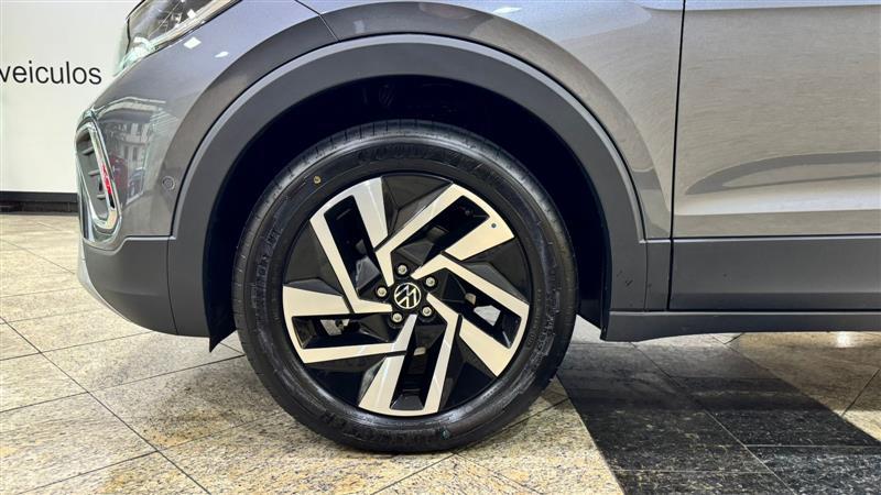 T-CROSS