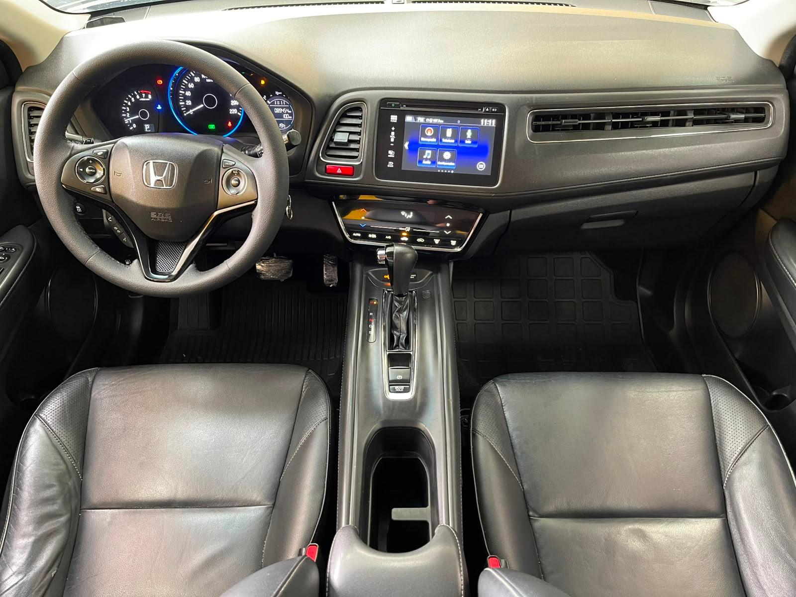 HR-V