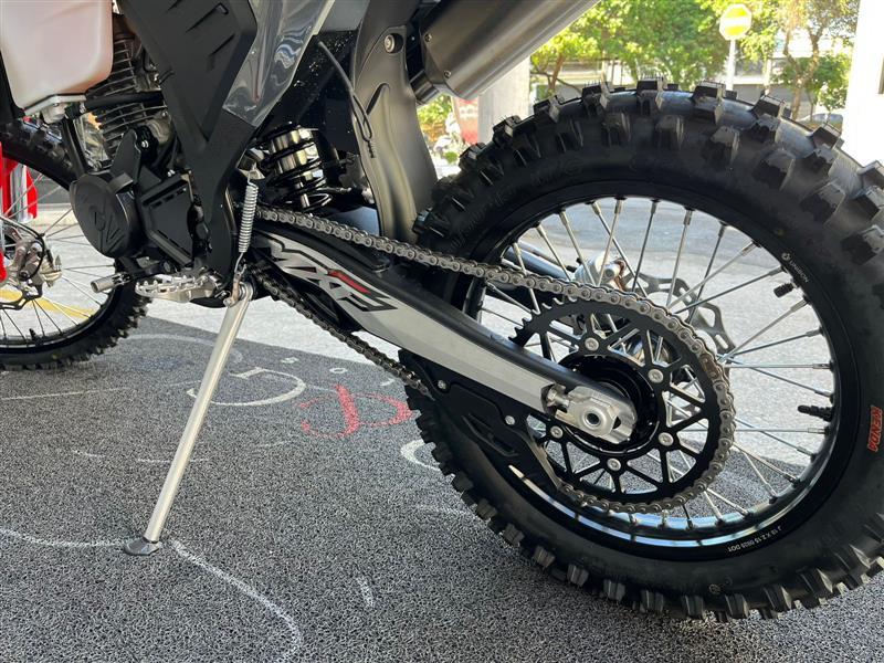 270 EFI COM PARTIDA ELETRICA 4T 