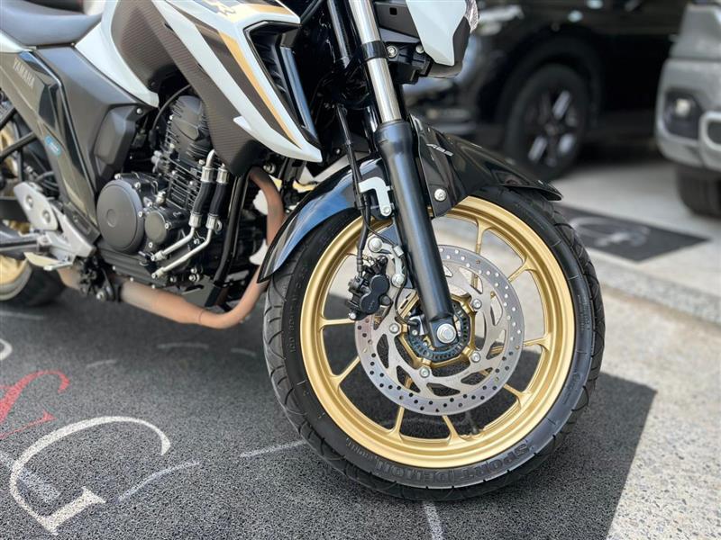 FZ25 FAZER CONNECTED ABS