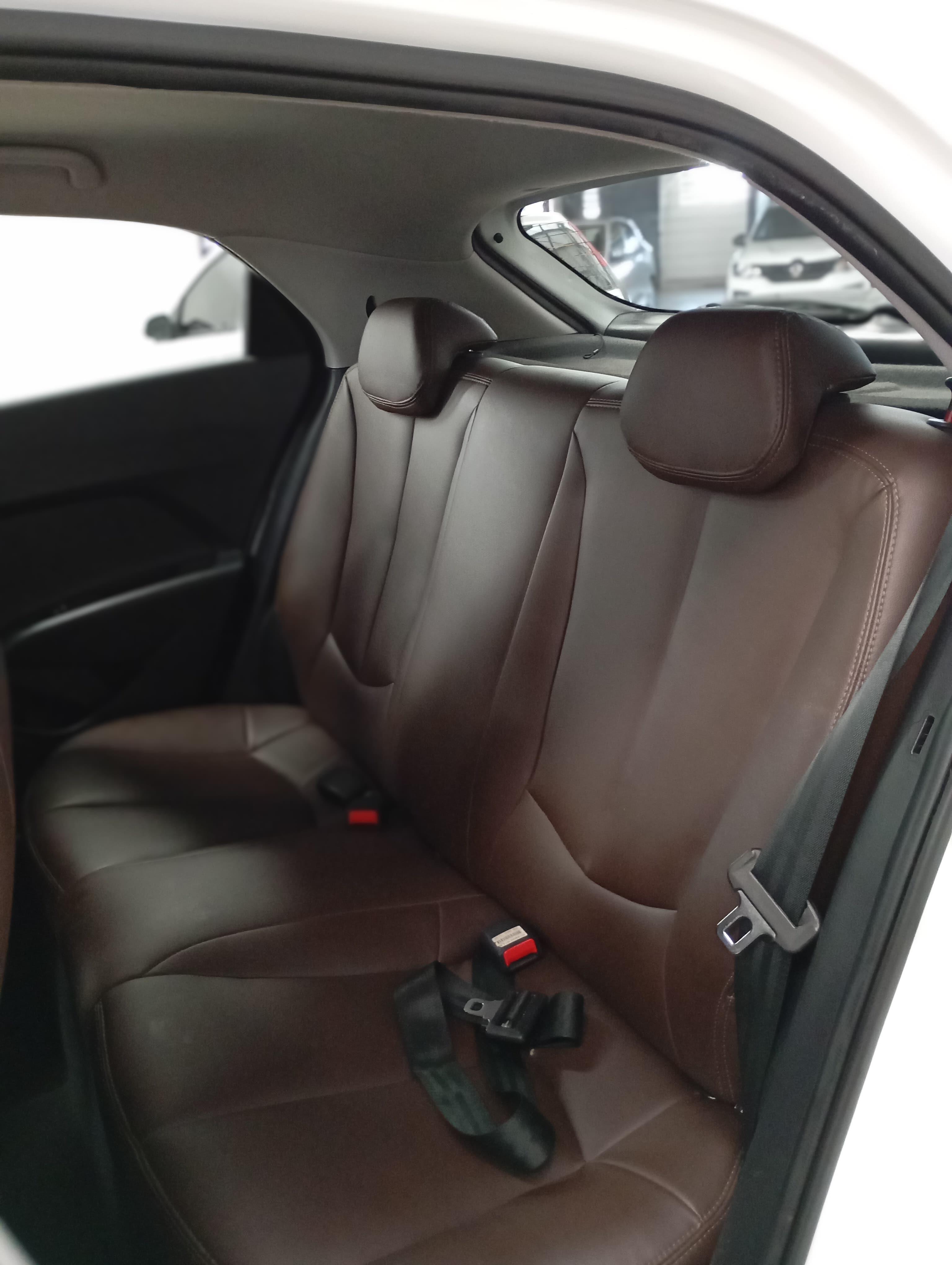 HYUNDAI HB20X