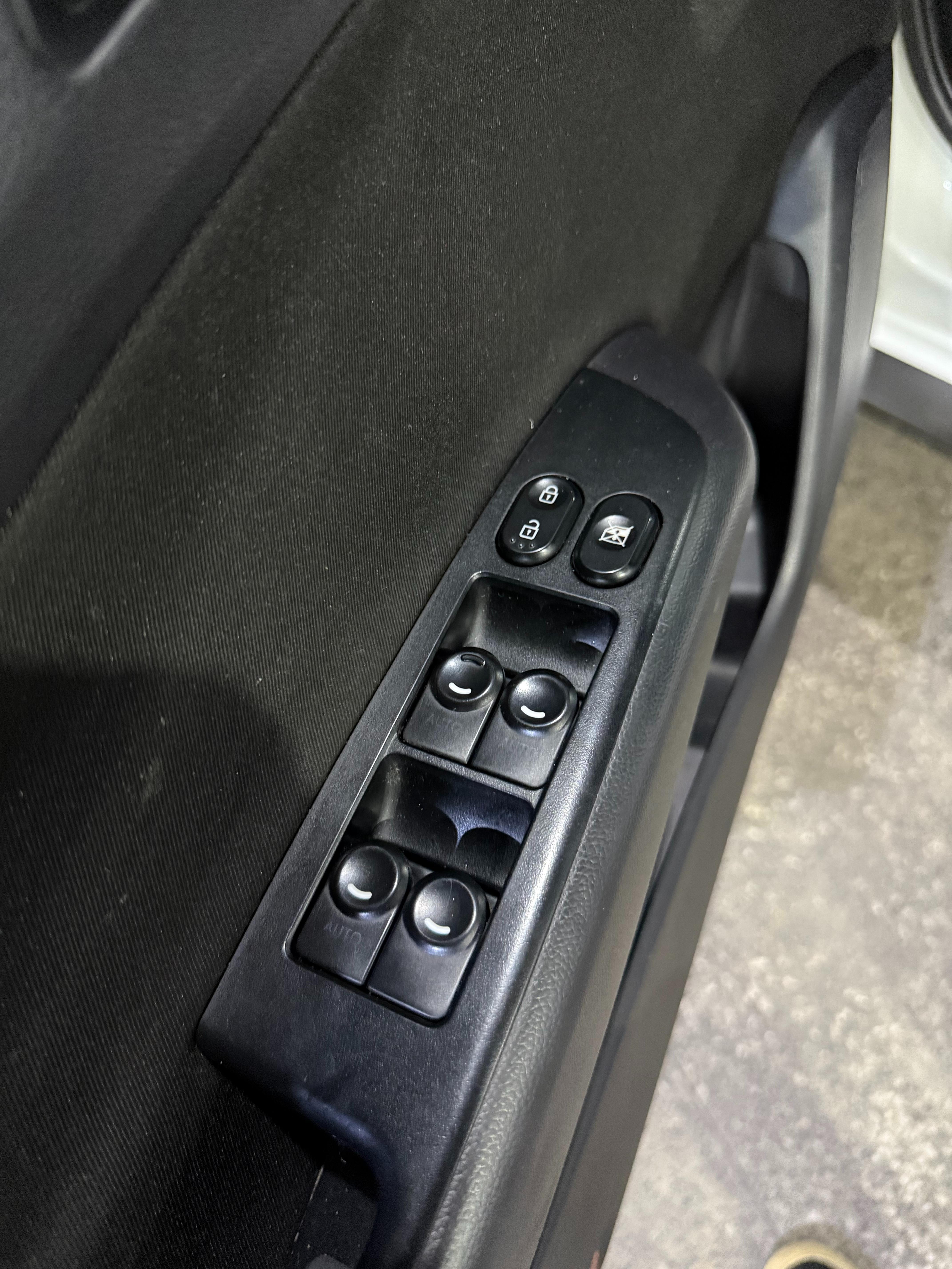 HYUNDAI HB20X