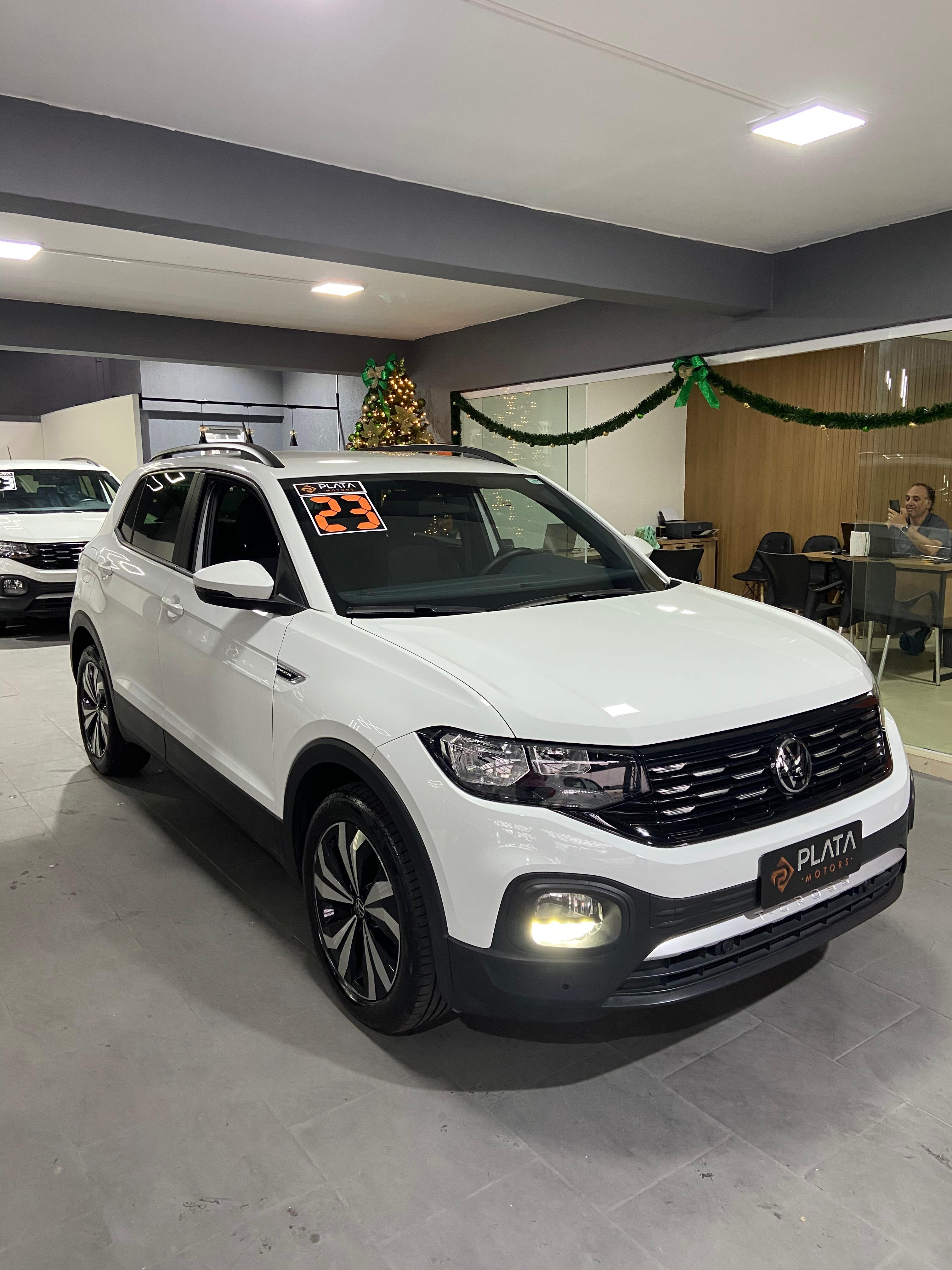T-CROSS
