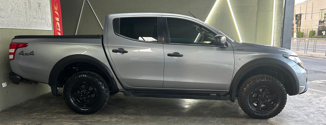 L200 TRITON