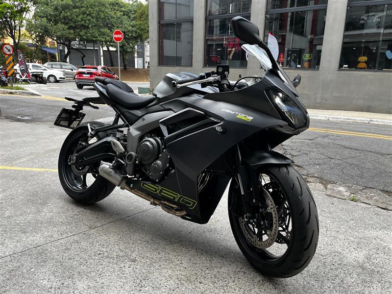 DAYTONA 660