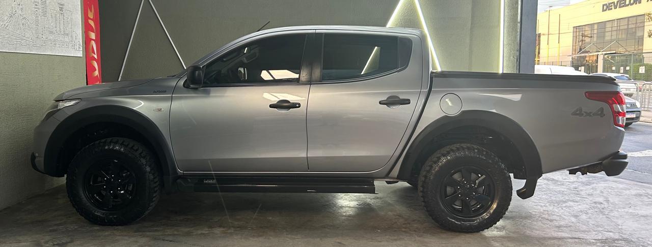 L200 TRITON