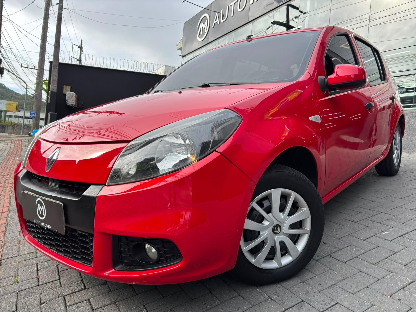 SANDERO