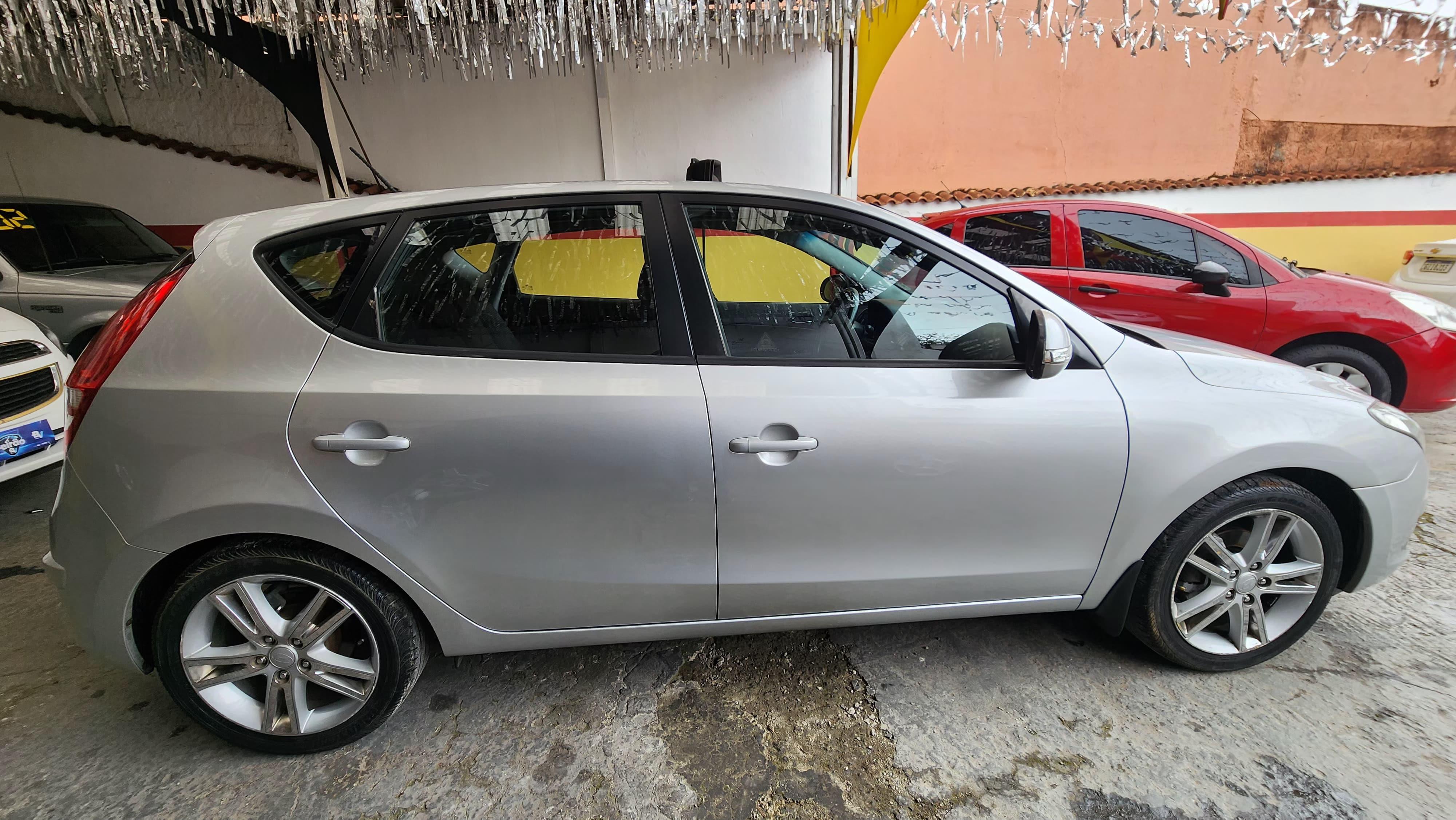 I30