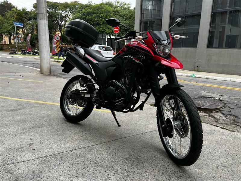 XTZ 250 LANDER