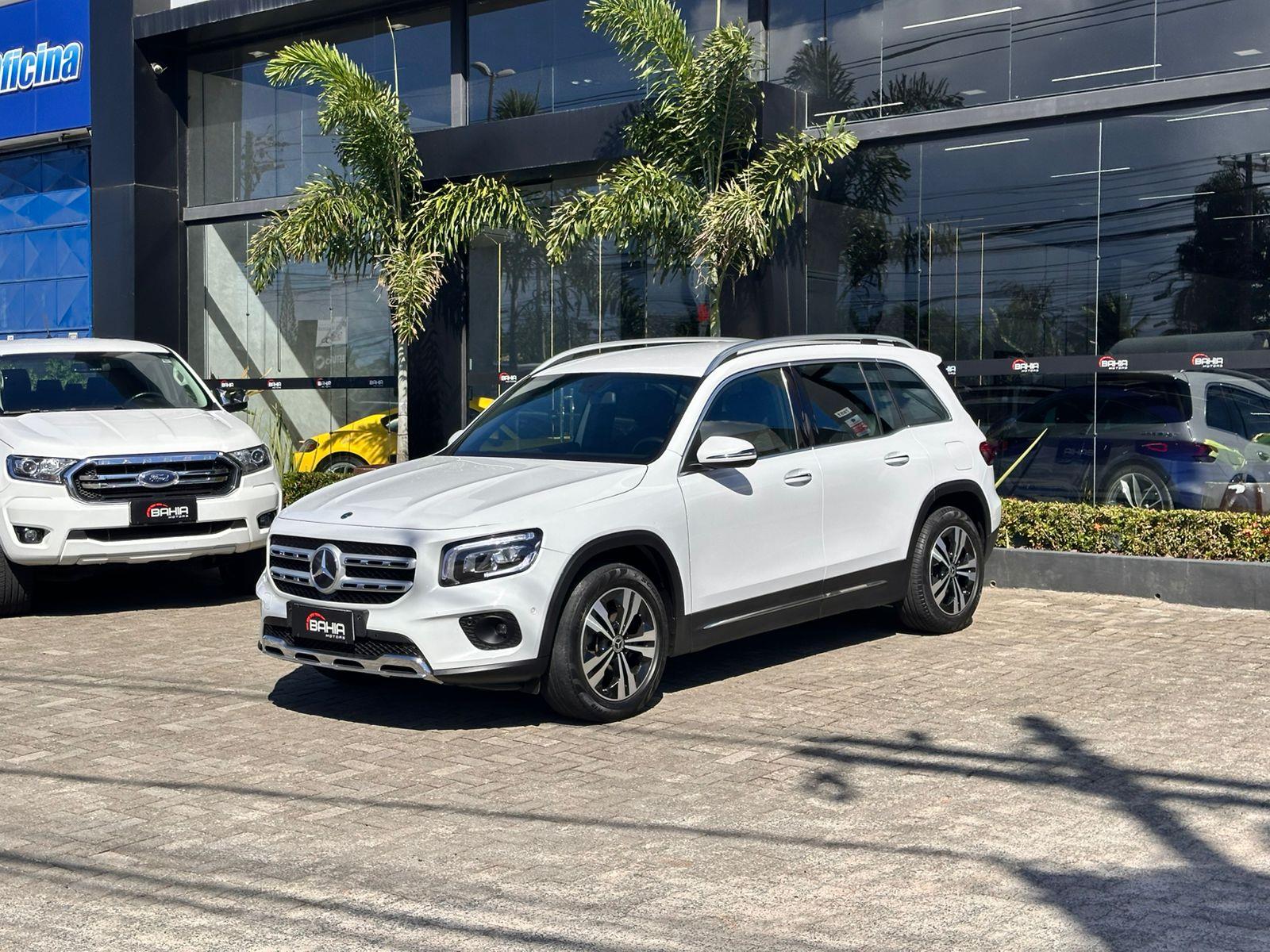 MERCEDES-BENZ GLB 200