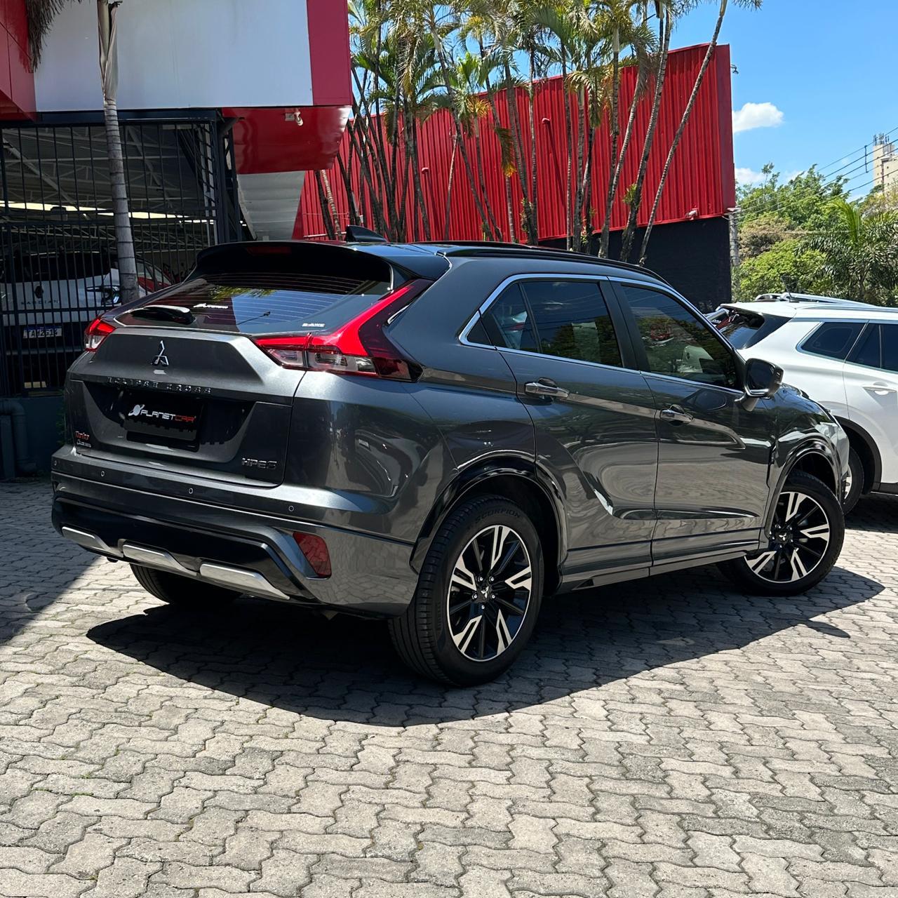 ECLIPSE CROSS
