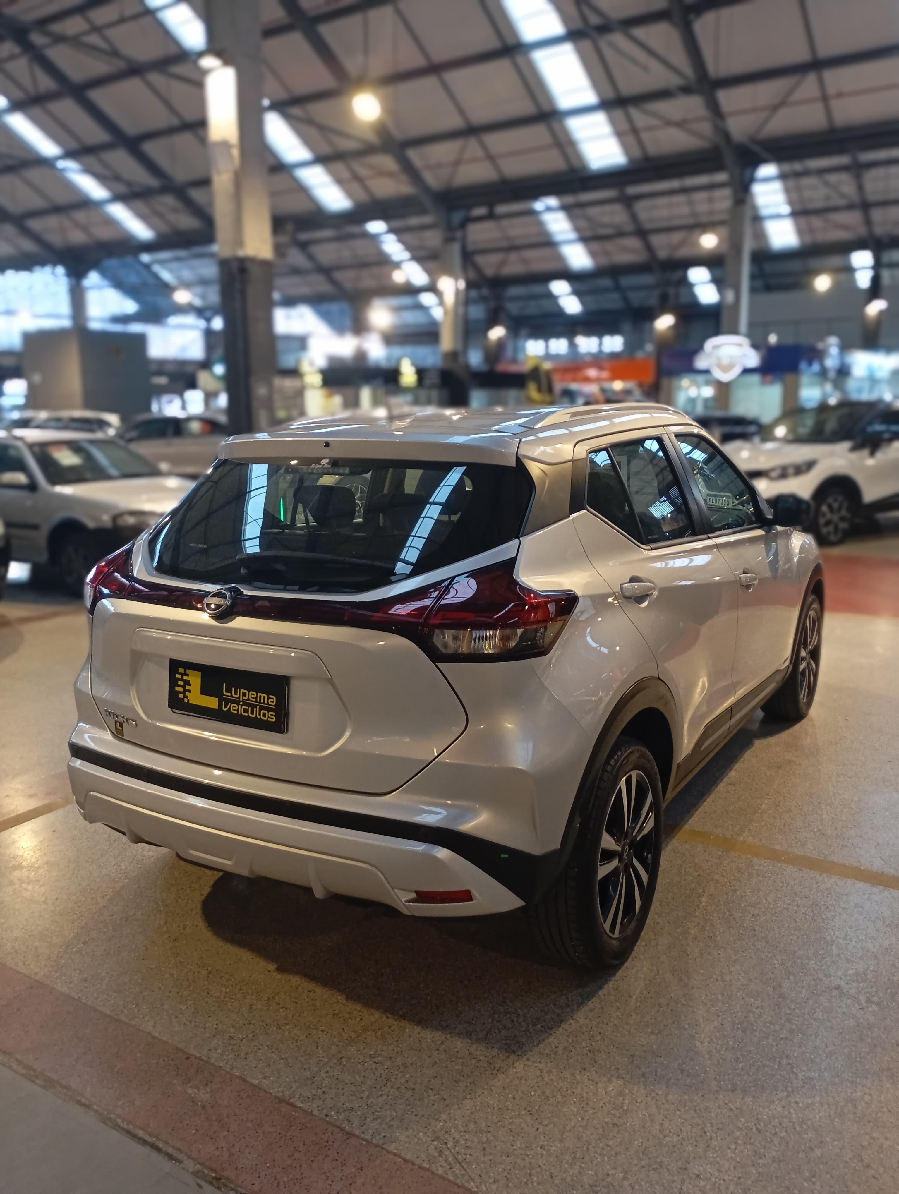 NISSAN KICKS