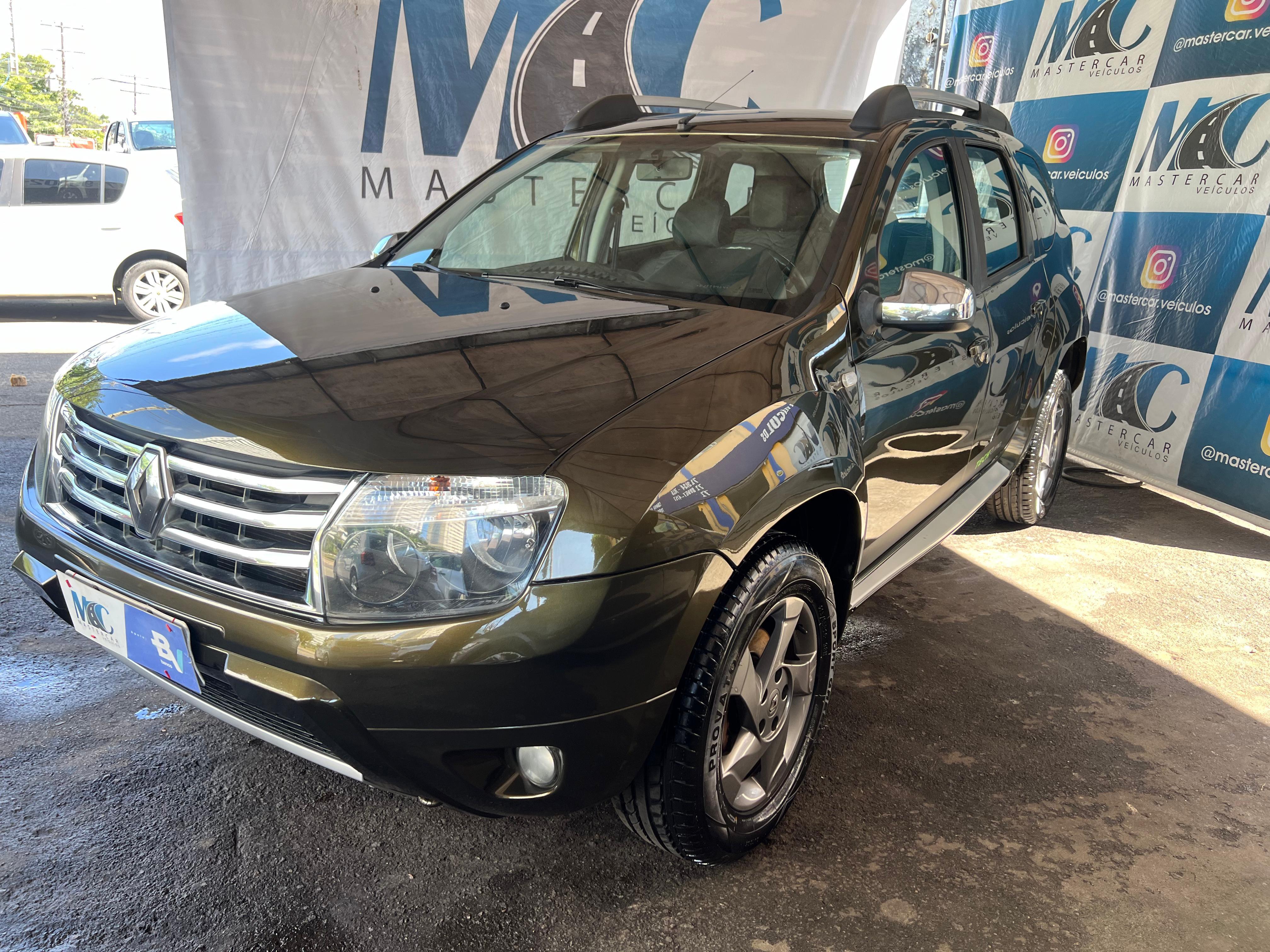 RENAULT DUSTER