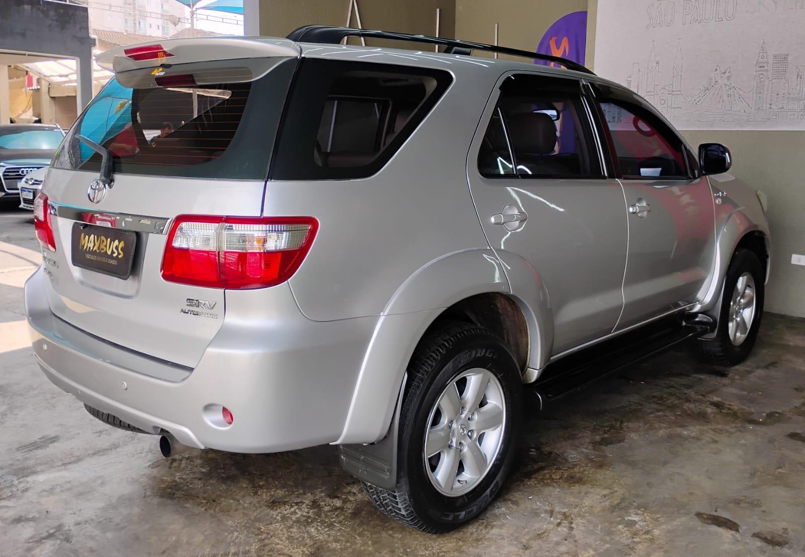 HILUX SW4
