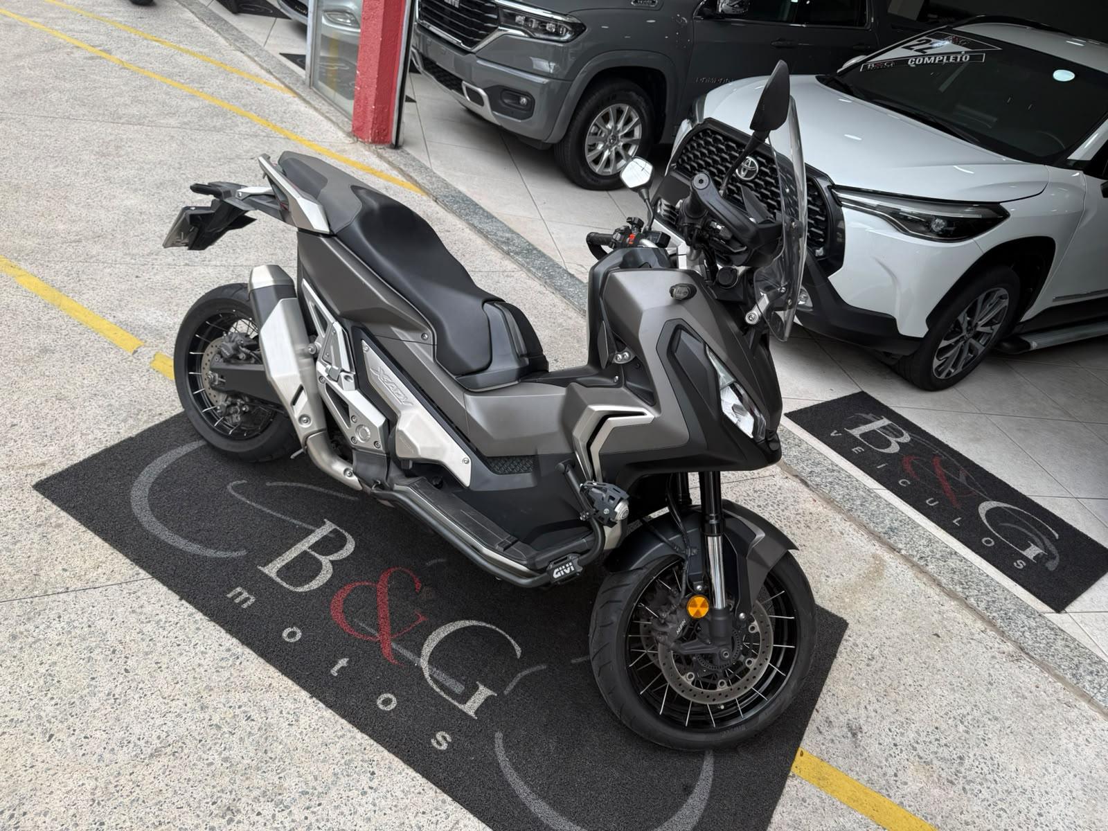 X-ADV