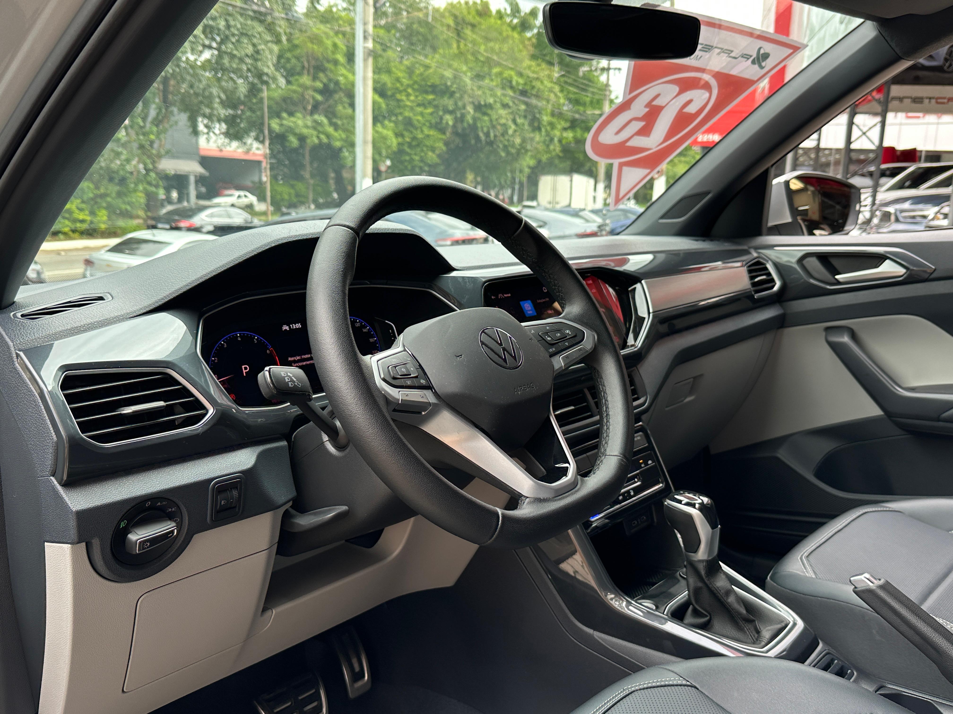 T-CROSS