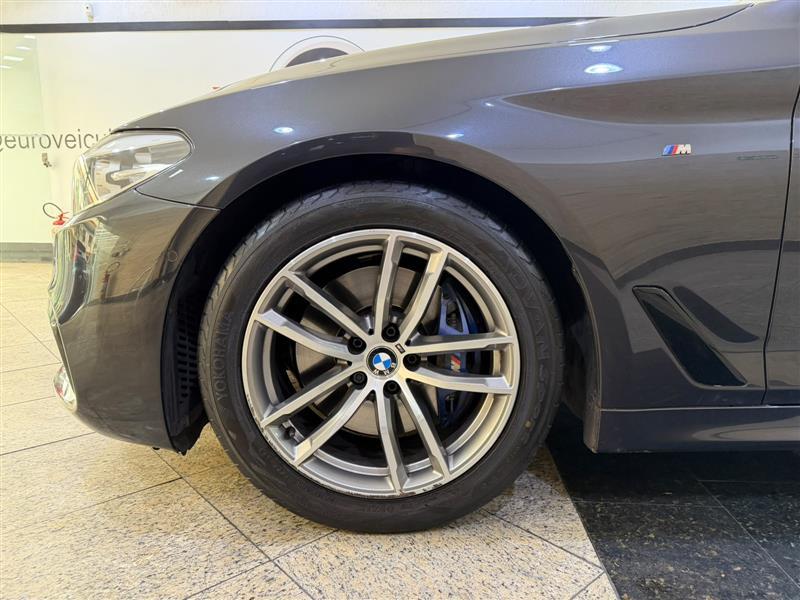530I