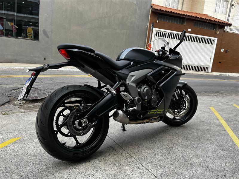 DAYTONA 660