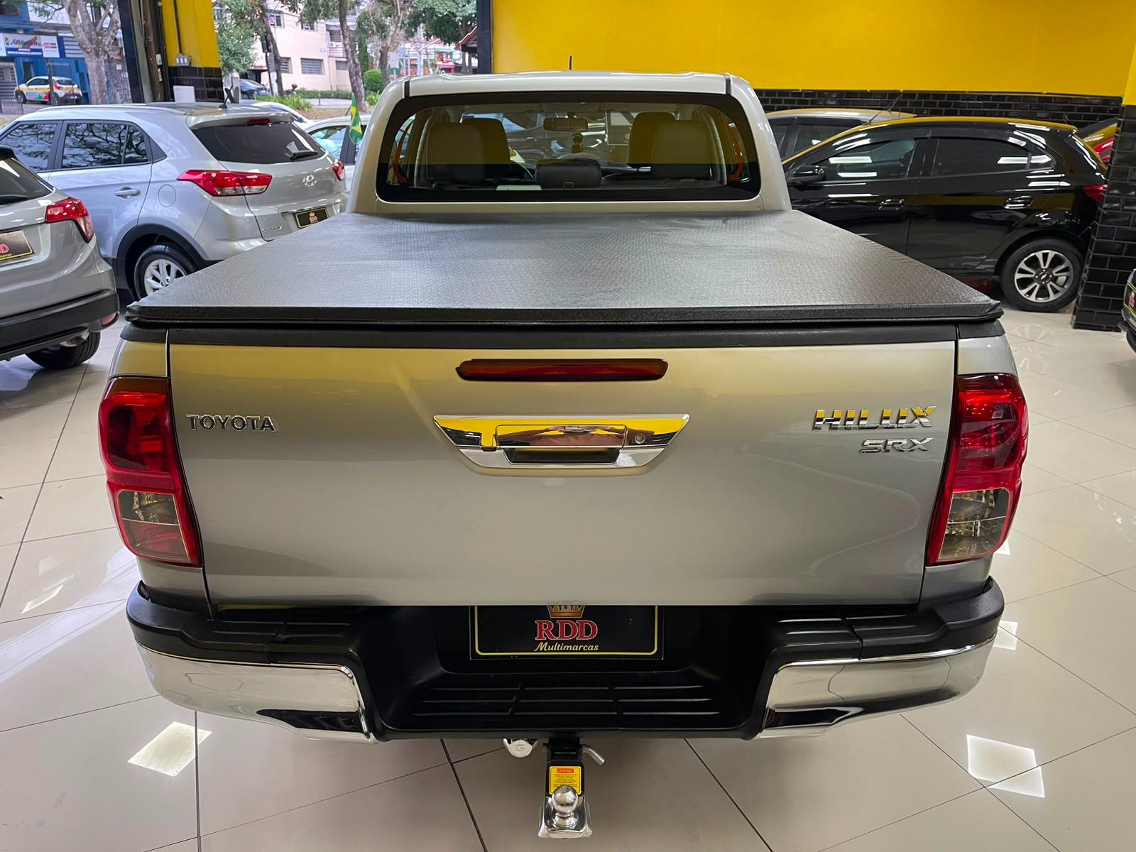 HILUX