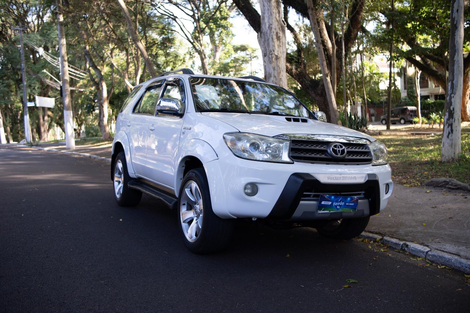HILUX SW4