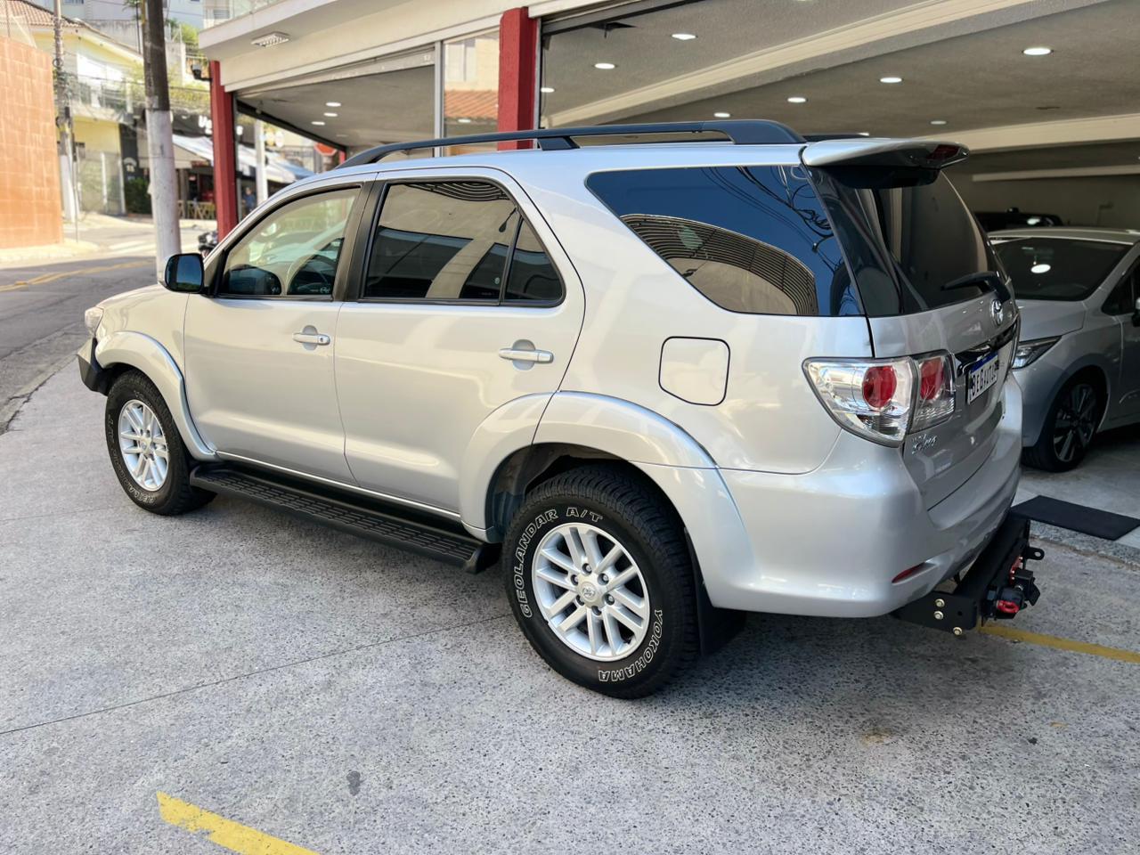 HILUX SW4