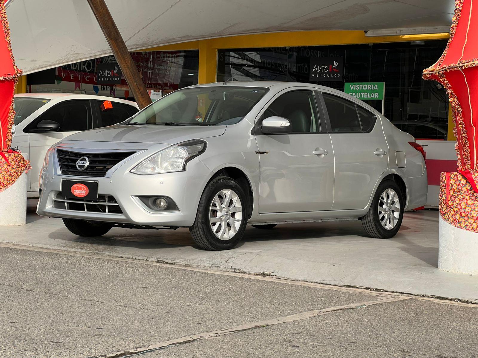 NISSAN VERSA